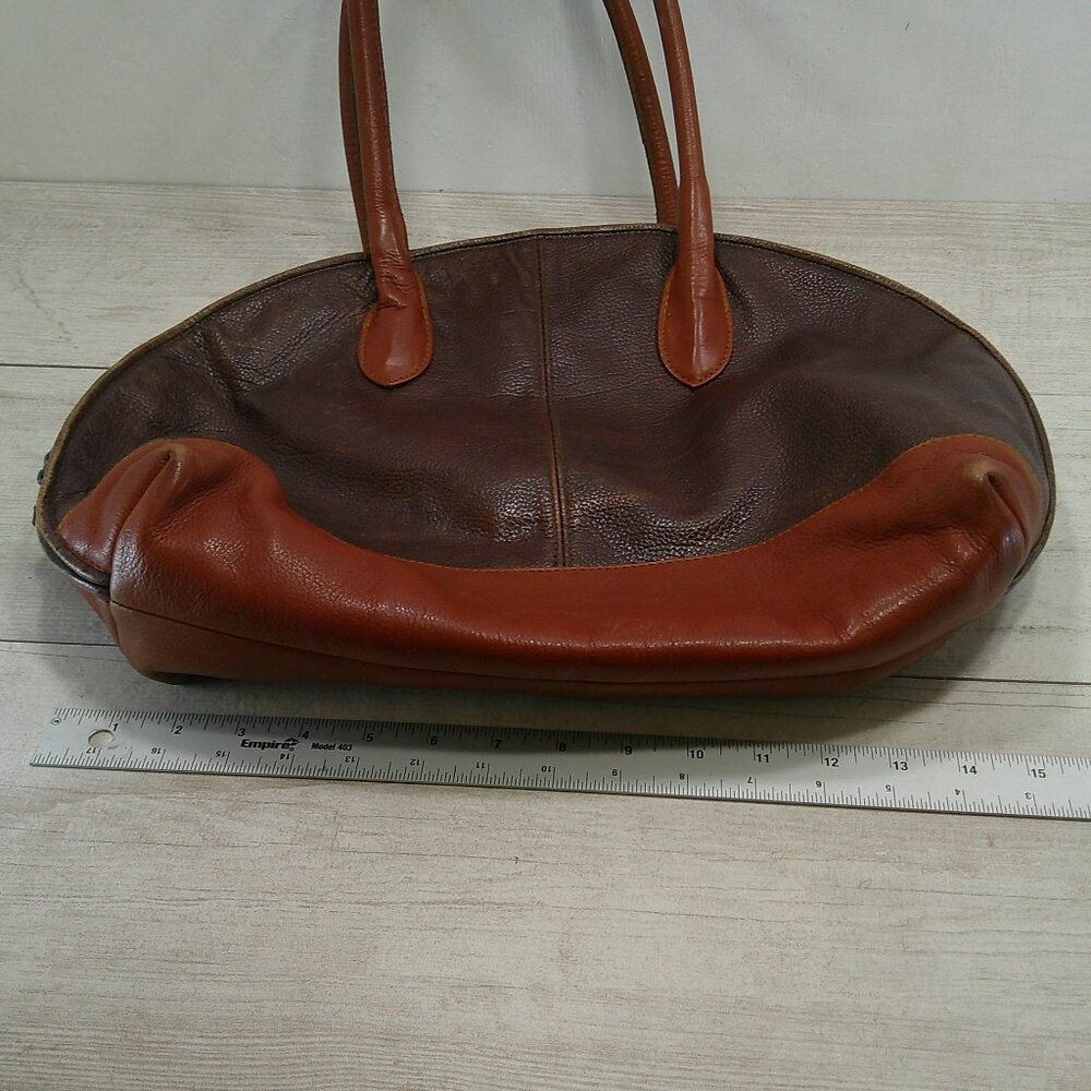 Unisa Rare Leather Vintage Large 16' Half Moon Shoulder Bag Purse Pocketbook - Picture 10 of 11